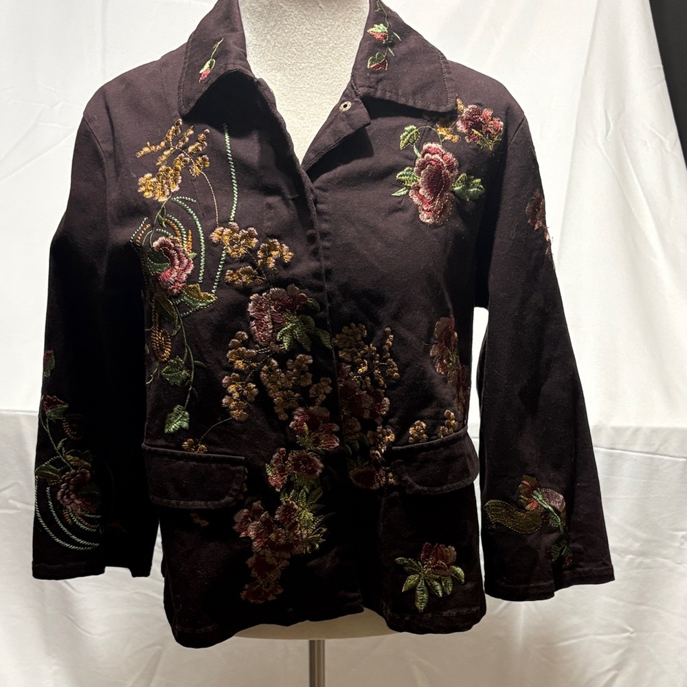 Embroidered Floral Women's Blazer